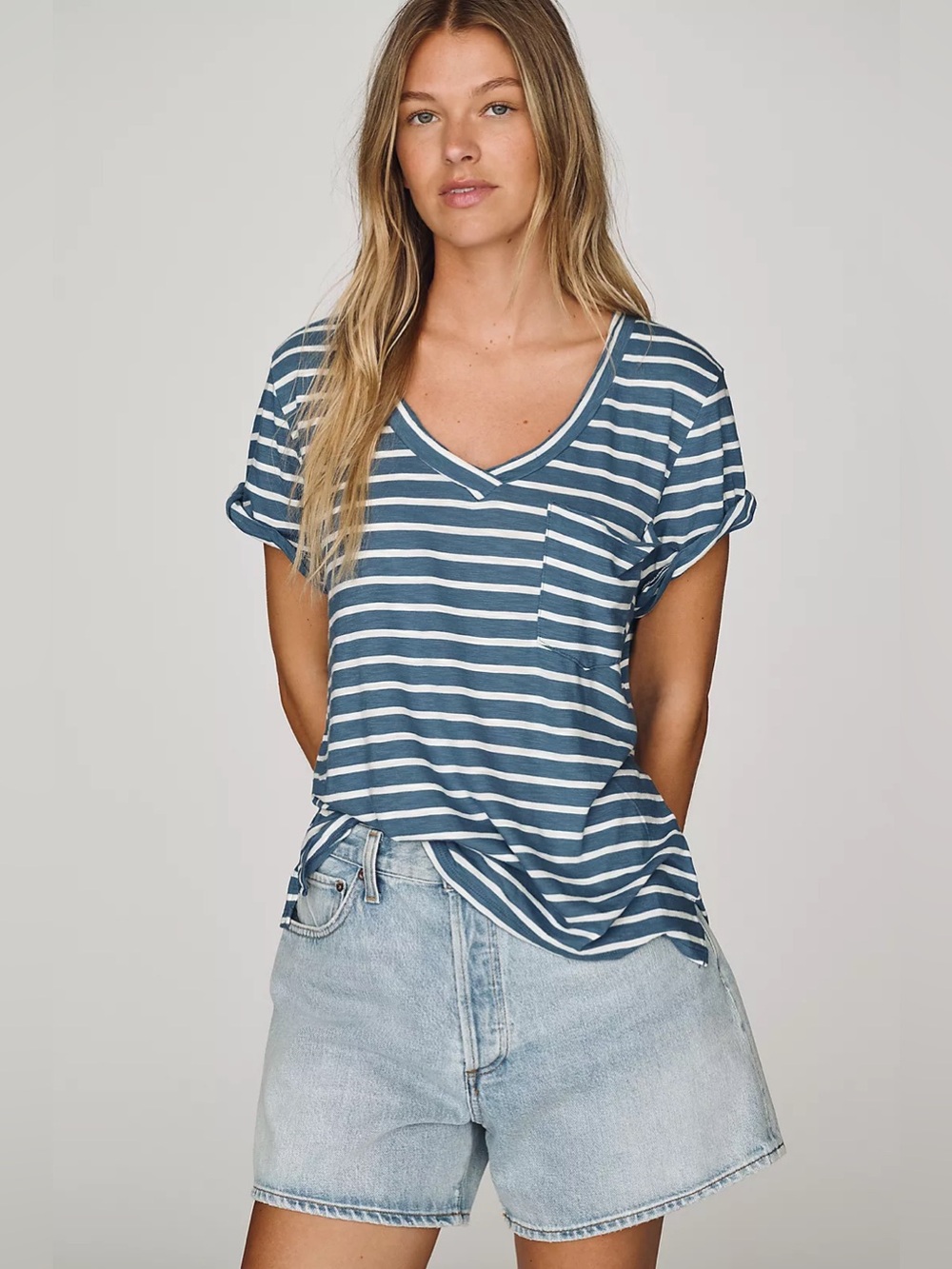 Anthropologie NWT PILCRO QUINN DRAPEY V-NECK TEE XS